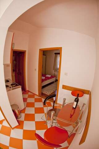 Апартаменты Apartments Stefan Бечичи Номер-студио (для 3 взрослых)-6