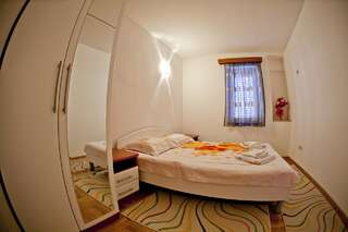 Апартаменты Apartments Stefan Бечичи Апартаменты с 1 спальней и видом на море-12